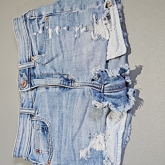 American Eagle super stretch size 2 high rise jean shorts - Picture 5 of 8